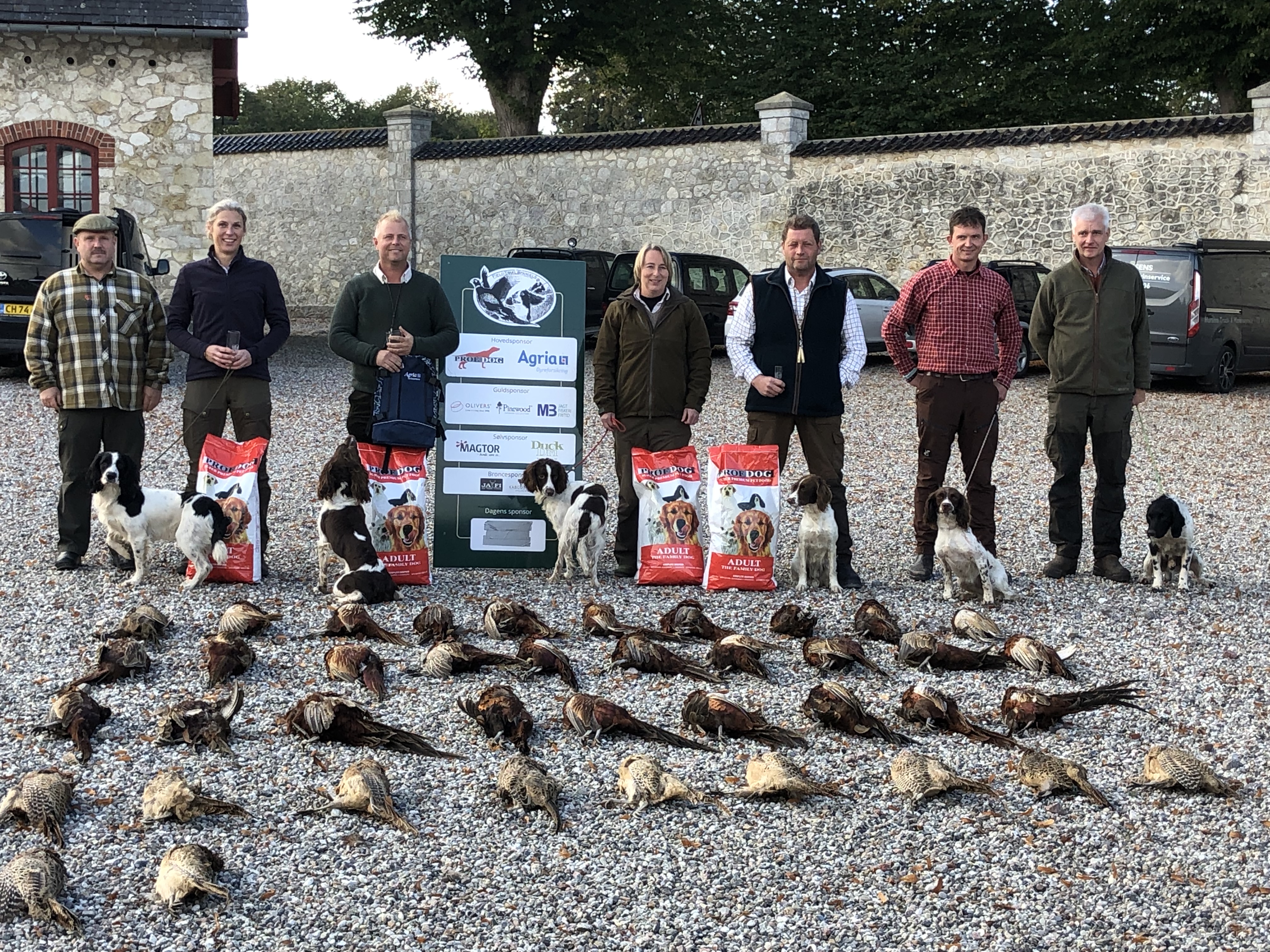 E51A0147-CFD5-41D8-BE3B-BA95DCF5254F